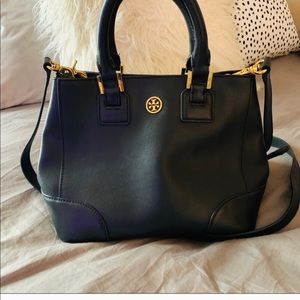 REPOSH !! AUTHENTIC TORY BURCH ROBINSON SMALL TOTE